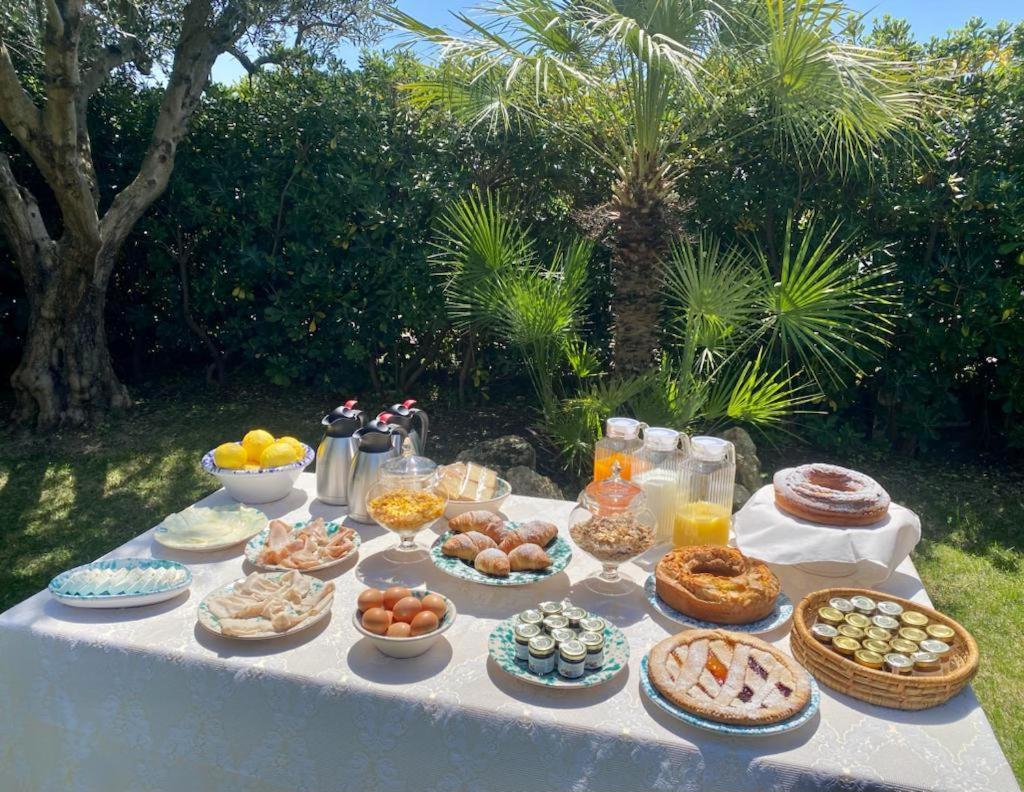 مبيت وإفطار لا كاستيلا Relais Ruggiero المظهر الخارجي الصورة
